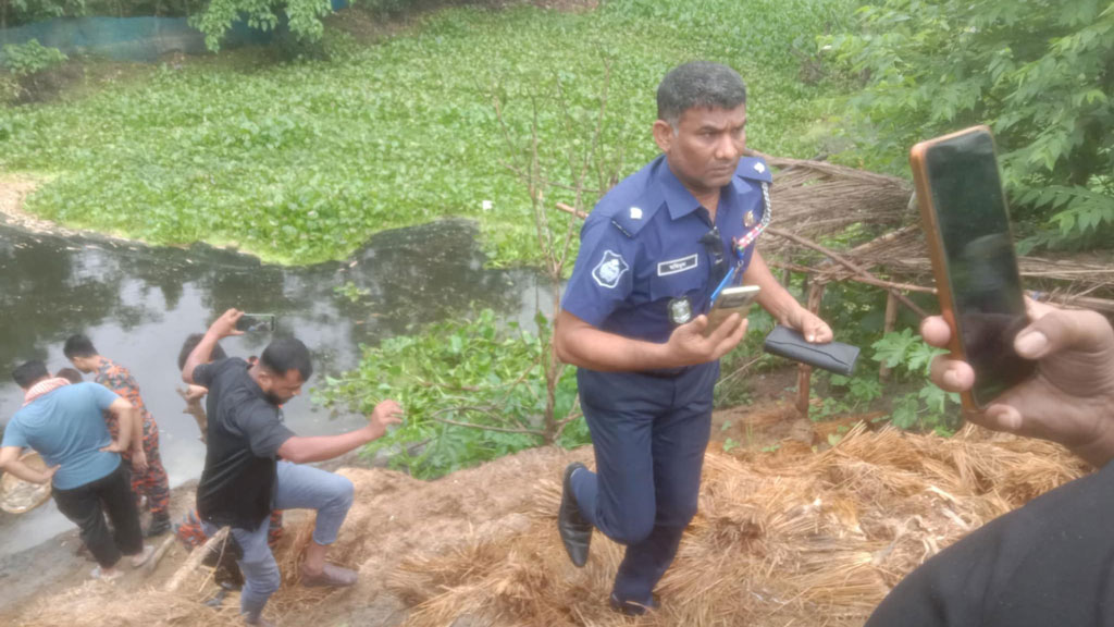 প্রেমিকের সহায়তায় নবজাতককে হত্যার পর থানায় জিডি, মাসহ গ্রেপ্তার ৪
