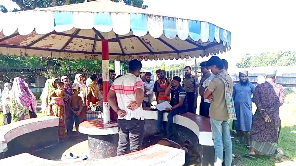 কাশিয়ানী রেলস্টেশনে যুবকের ঝুলন্ত মরদেহ উদ্ধার