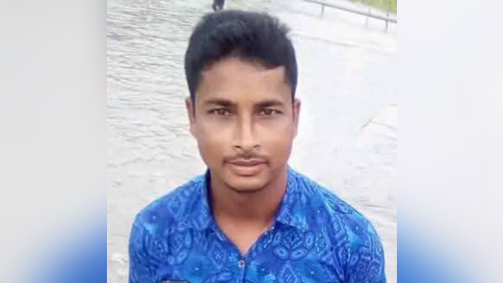 কাউনিয়ায় নিখোঁজের পরদিন কৃষক দল নেতার গলাকাটা লাশ উদ্ধার