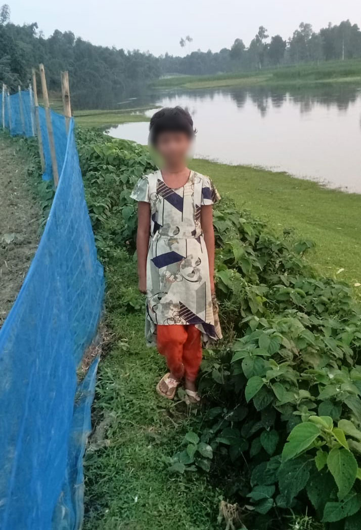 দিনভর উত্তেজনার পর রাতে ফুলবাড়ী সীমান্তে বাংলাদেশি শিশুকে গ্রহণ করল বিজিবি