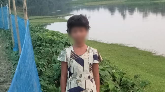 দিনভর উত্তেজনার পর রাতে ফুলবাড়ী সীমান্তে বাংলাদেশি শিশুকে গ্রহণ করল বিজিবি