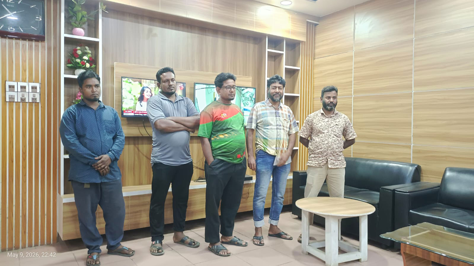 মাদক কারবারিকে ছাড়াতে থানায় গিয়ে বিপাকে বিএনপি-জামায়াত নেতারা