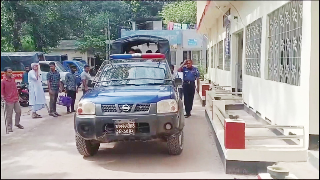 পুলিশকে মারধর করে আসামি ছিনতাই, বিএনপি নেতাসহ ৭৭ জনের বিরুদ্ধে মামলা