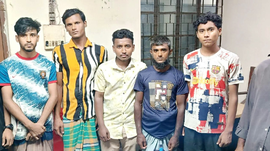 লক্ষ্মীপুরে কিশোর গ্যাংবিরোধী অভিযান, নতুন ১২৯ জনসহ ৬ দিনে আটক ৯১৭