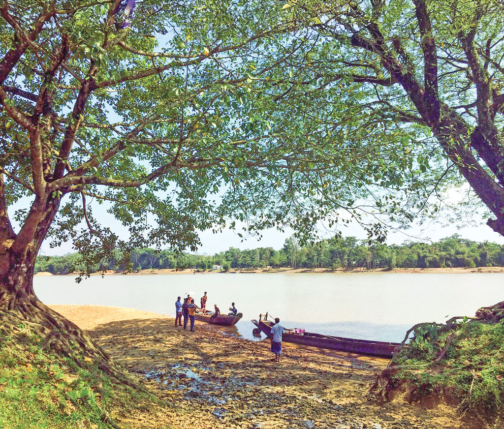 মন ভরে যাক লোভাছড়ার নান্দনিক শোভায়