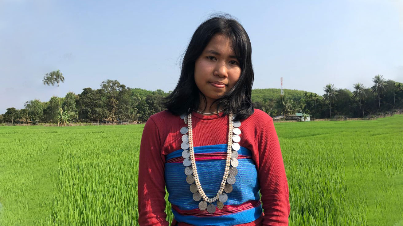 রাবির ইতিহাসে চাক সম্প্রদায়ের প্রথম নারী লাছাইনু, অর্থাভাবে অনিশ্চয়তা