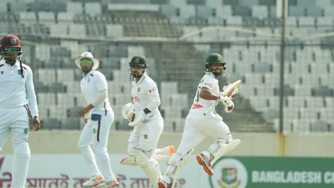টিভিতে আজ কোথায় কোন খেলা দেখবেন