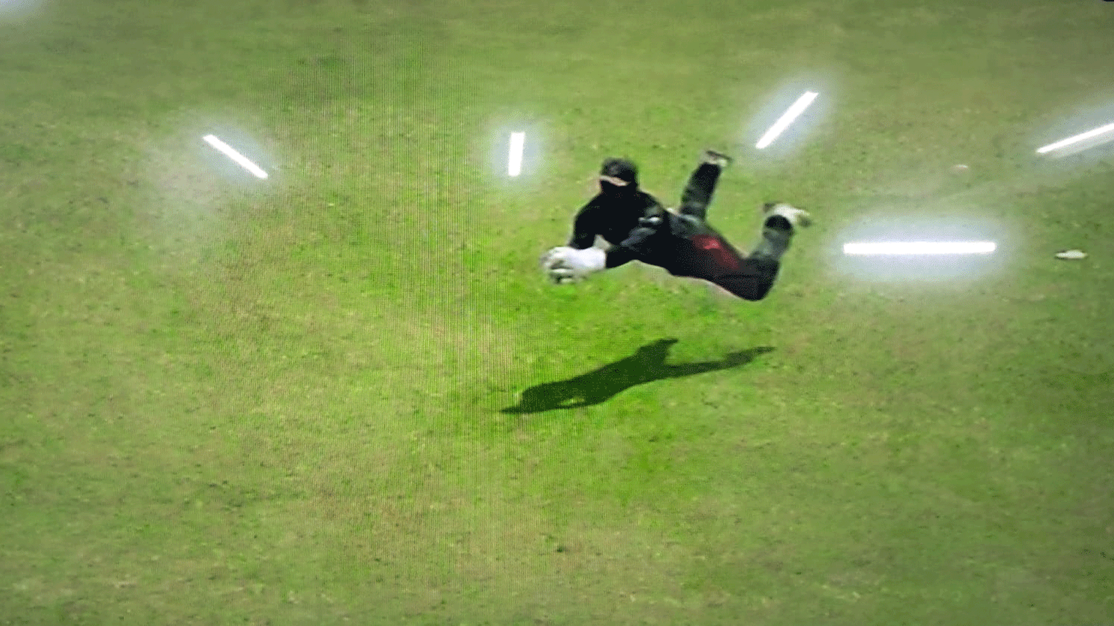 লিটন যেন বাজপাখি