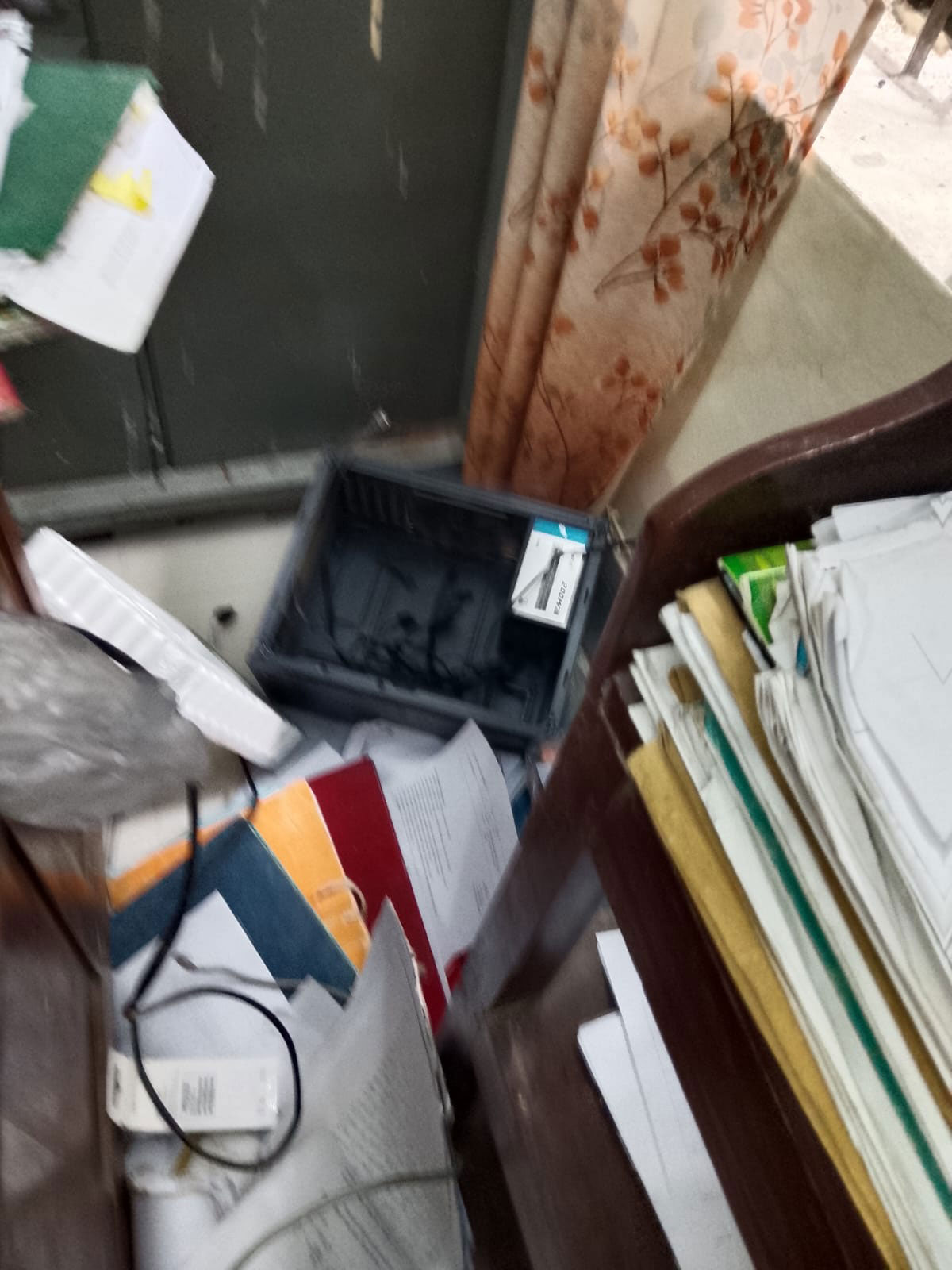 লালপুরে ভূমি অফিসের গ্রিল ভেঙে আবারও চুরি