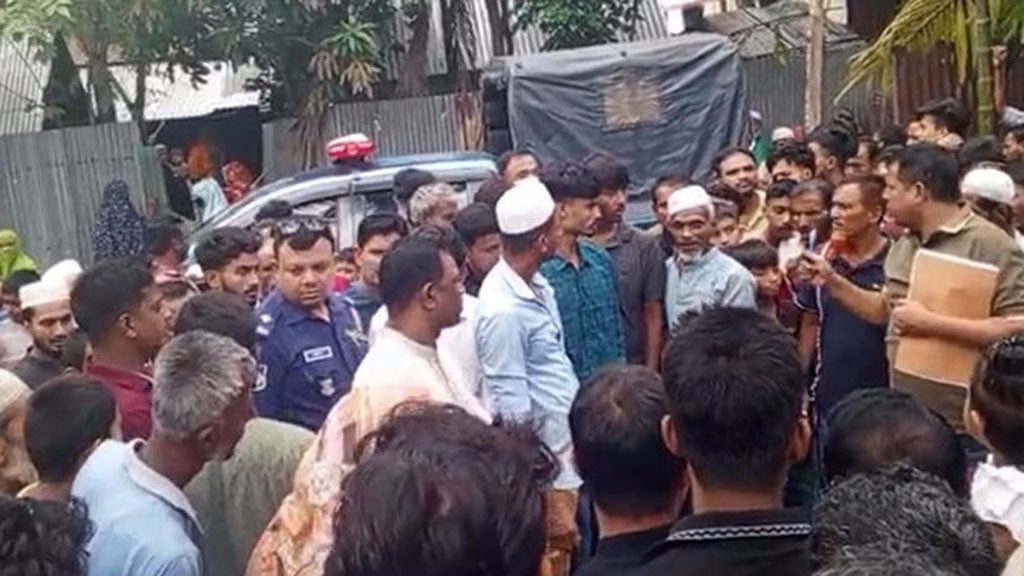 লক্ষ্মীপুরে পুকুর থেকে তরুণের লাশ উদ্ধার