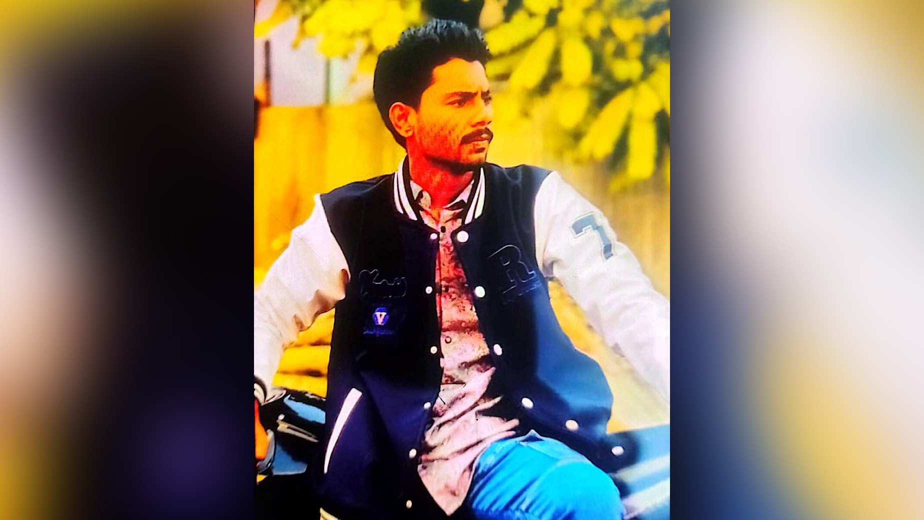 পুলিশকে কুপিয়ে পালিয়েছেন স্বেচ্ছাসেবক দল নেতার ছেলে