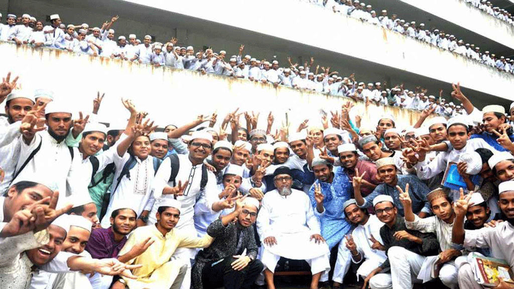 পাসের হার সর্বোচ্চ মাদ্রাসা বোর্ডে, সর্বনিম্ন কুমিল্লায়