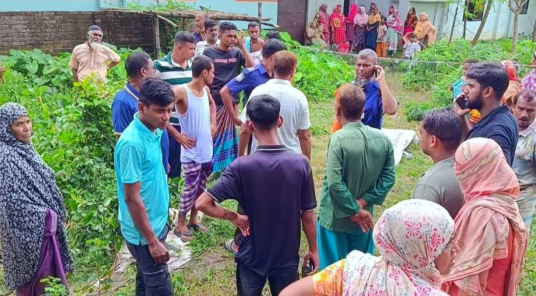 মাগুরায় ঘরে খিল দিয়ে গ্যাস সিলিন্ডারে জ্বালিয়ে আত্মহত্যার অভিযোগ