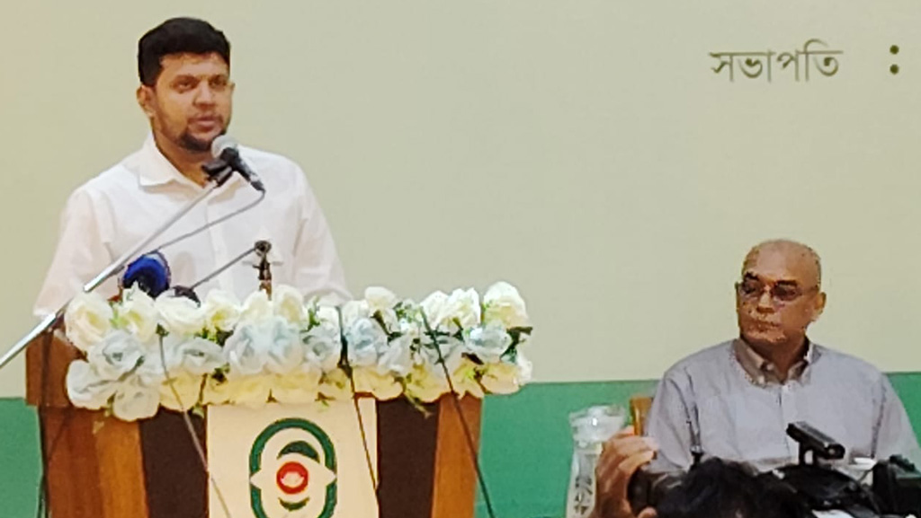 জবাবদিহিমূলক প্রশাসন ও সরকার যে সম্ভব, তা জনগণকে দেখাতে পেরেছি: তথ্য উপদেষ্টা