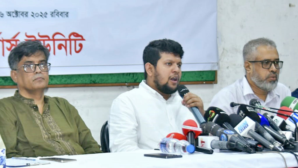 সাংবাদিকদের ন্যূনতম বেতন নবম গ্রেডের কাছাকাছি করা হচ্ছে: উপদেষ্টা মাহফুজ