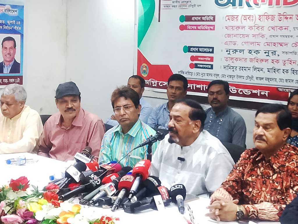 জামায়াত আজেবাজে থিওরি দিয়ে নির্বাচন বিলম্বের চেষ্টা করছে: মেজর হাফিজ