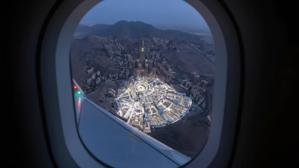 হাজিদের সুবিধার্থে মক্কায় হচ্ছে বিমানবন্দর