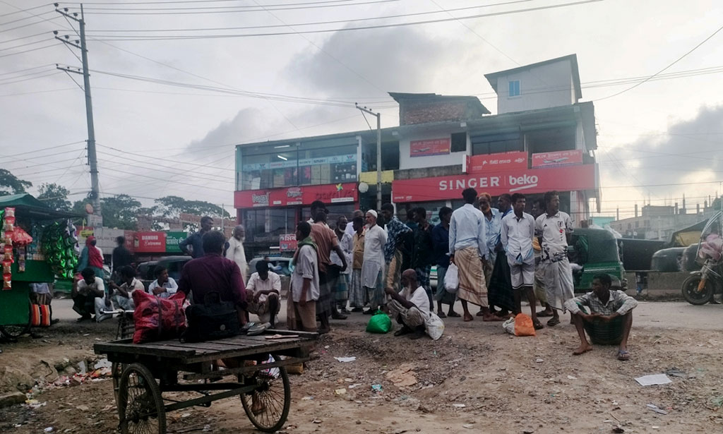 মানুষ বিক্রি হয় যেখানে