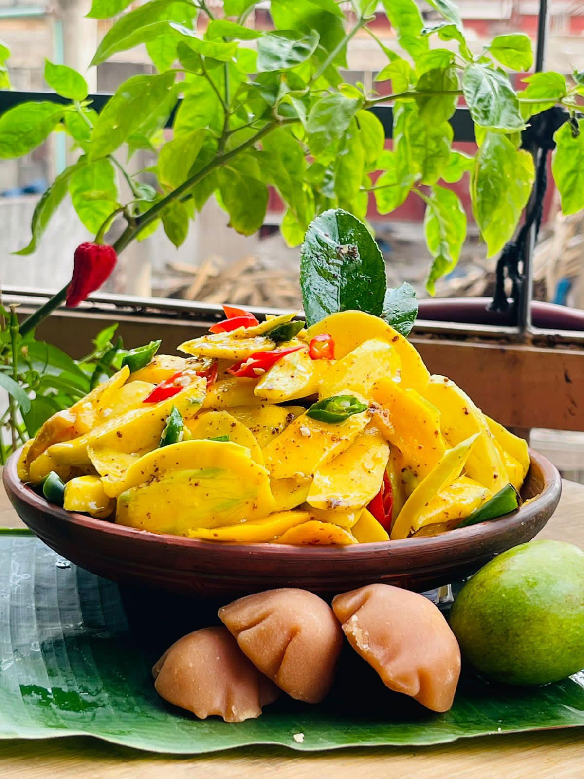 ঝটপট বানিয়ে ফেলুন জিবে জল আনা আম-কাসুন্দি মাখা