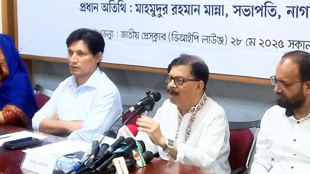 গণতন্ত্রে বিশ্বাস করলে নির্বাচনের কথা বলতেই হবে: মান্না