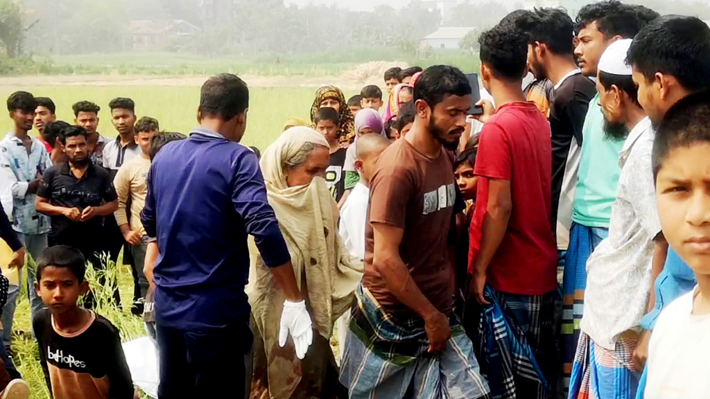 ধর্ষণের বিচার চাওয়ায় কিশোরীকে বাবার কাছ থেকে তুলে নিয়ে হত্যা