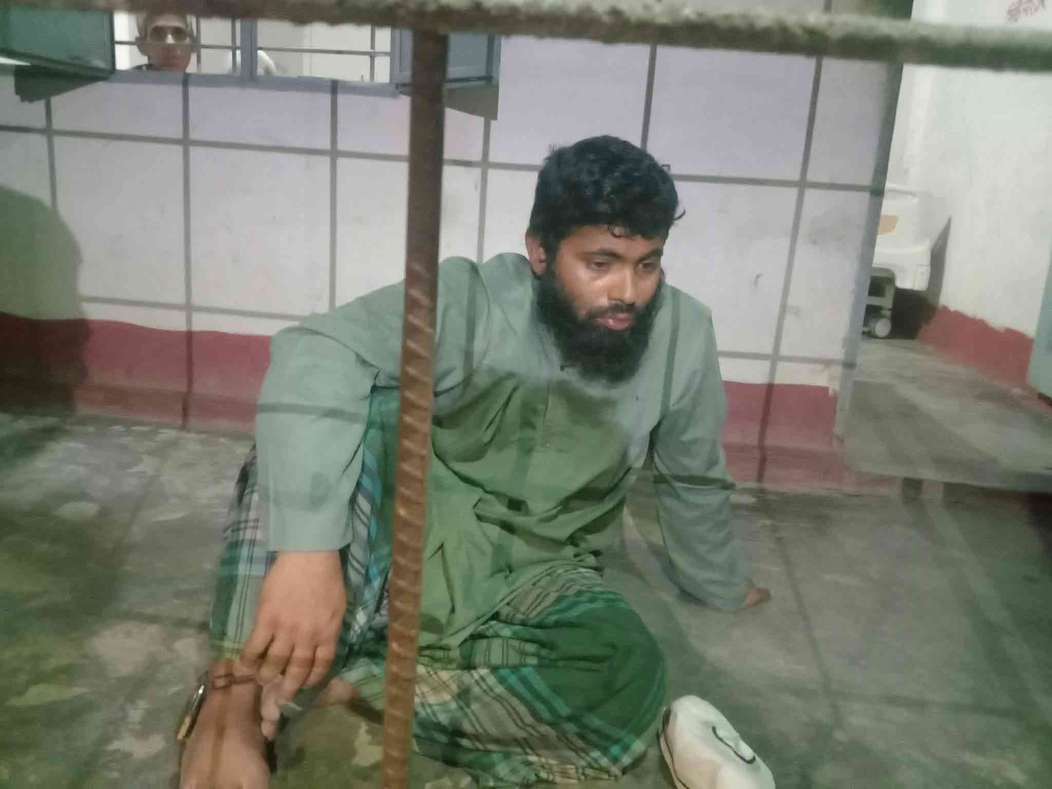 নান্দাইলে বৃদ্ধাশ্রমে প্রতিবন্ধী নারীকে ধর্ষণচেষ্টার অভিযোগে ইমাম আটক