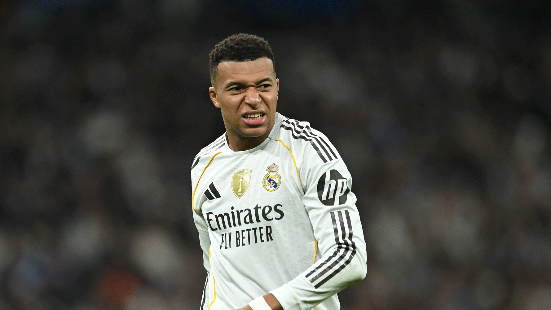 বিশ্বকাপের আগে এমবাপ্পেকে নিয়ে দুশ্চিন্তায় ফ্রান্স