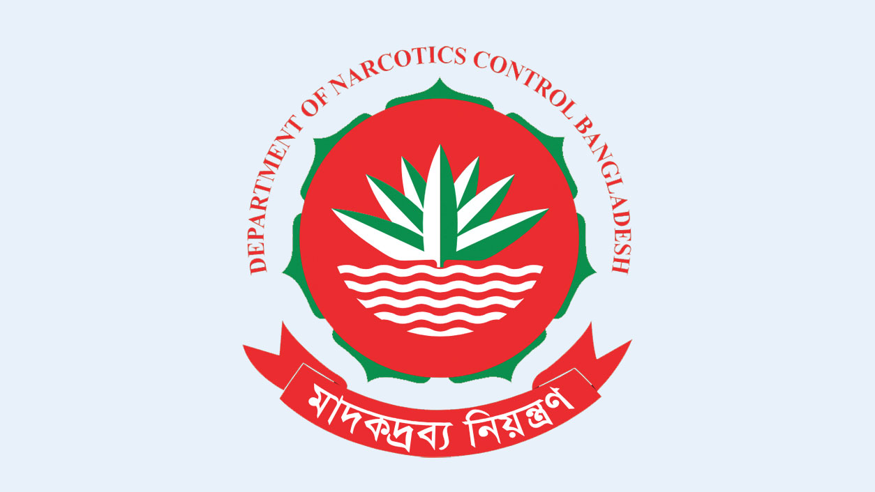 পোশাকের পর অস্ত্র প্রশিক্ষণও পাচ্ছেন ভারপ্রাপ্ত এডিরা