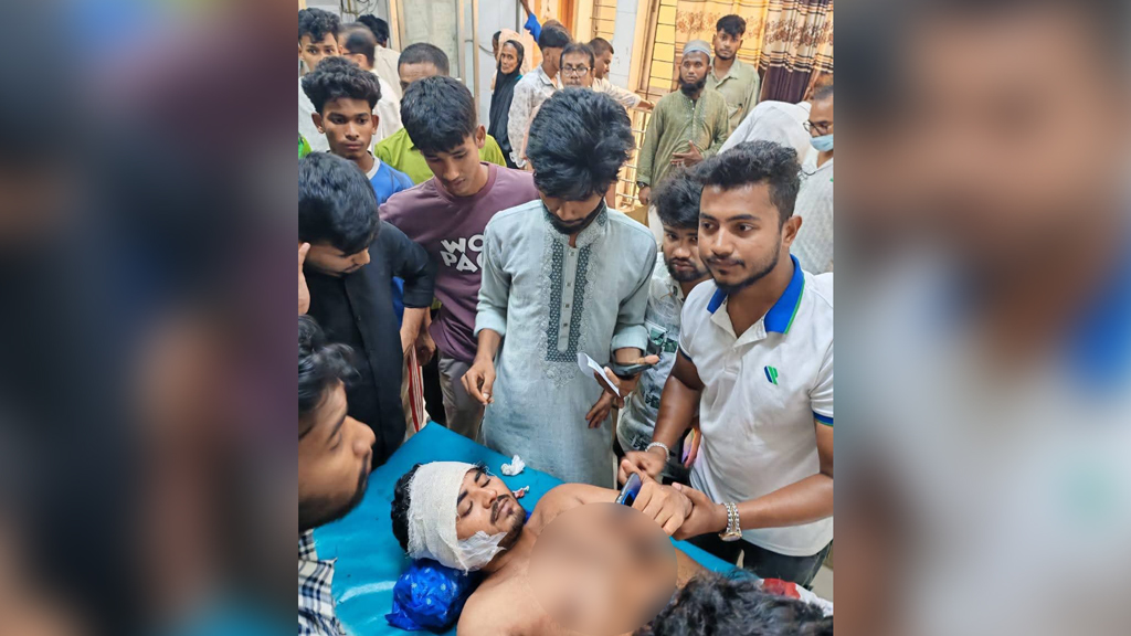 এনসিপির সভায় বৈষম্যবিরোধী নেতাকে হাতুড়িপেটা