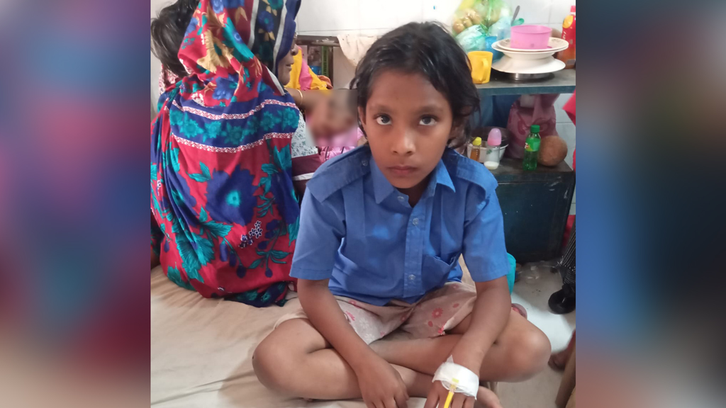 স্কুল ফিডিংয়ের খাবার খেয়ে ৩০ শিক্ষার্থী অসুস্থ, তদন্ত কমিটি গঠন