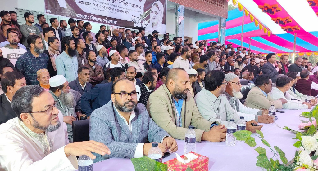 মাদারীপুরে বিএনপি প্রার্থীর উঠান বৈঠকে আ.লীগের নেতা-কর্মীরা