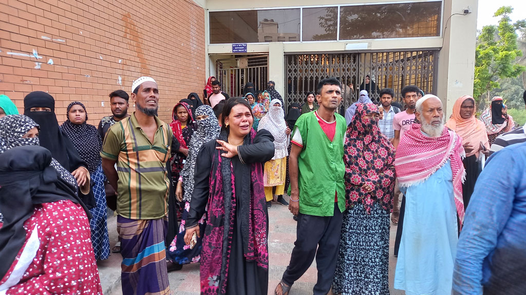 মাদারীপুরে আধিপত্য নিয়ে একজনকে কুপিয়ে হত্যা