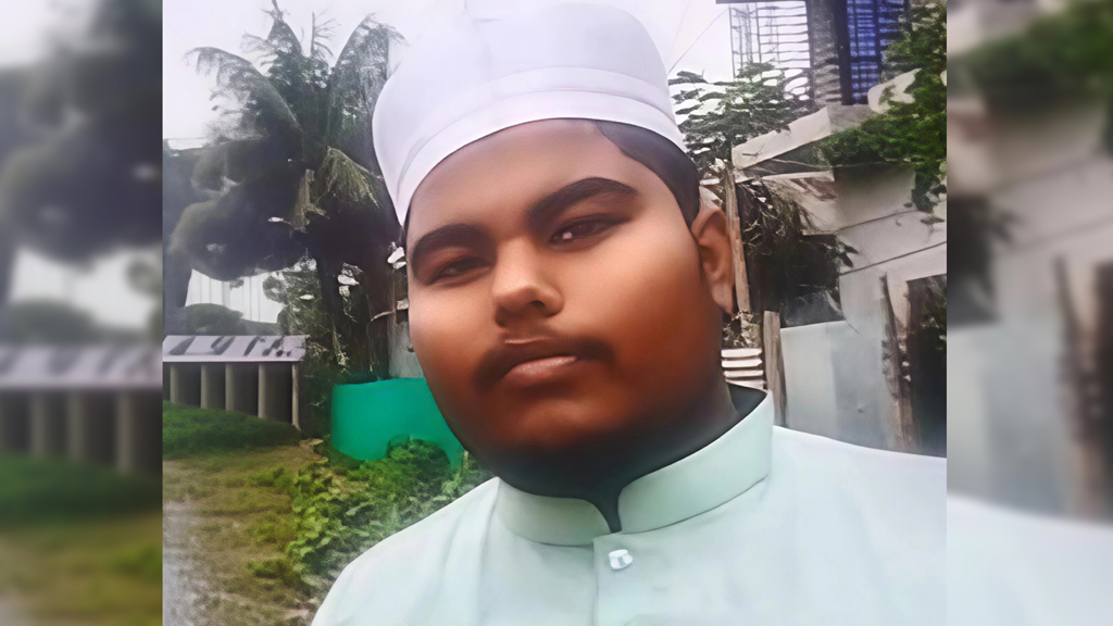 মহাসড়কের পাশে পড়েছিল মাদ্রাসাছাত্রের রক্তাক্ত লাশ