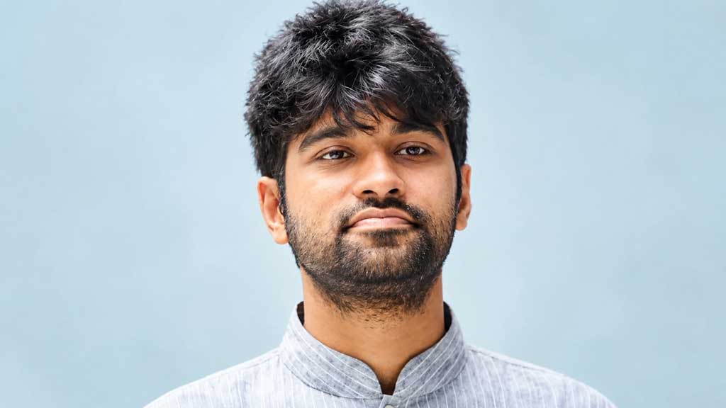অচেতন অবস্থায় উদ্ধার মেঘমল্লার বসু, ঢামেকে ভর্তি