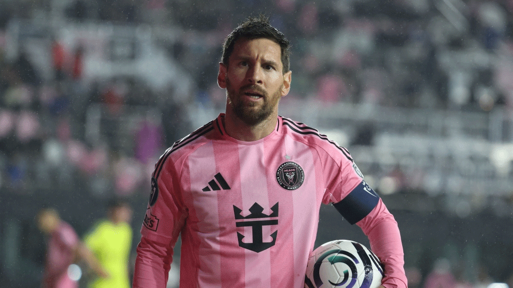 ৯০০ গোলের মাইলফলকের ম্যাচে মেসির তিক্ত অভিজ্ঞতা