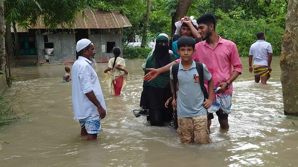 চাঁদপুরে মেঘনার পানি বিপৎসীমার ওপরে, প্লাবিত নদীতীরবর্তী এলাকা