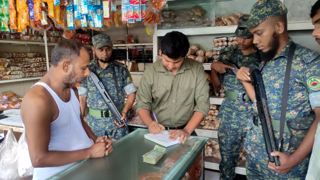 নকল বিএসটিআই সিল: মাগুরায় বেকারিকে ৬০ হাজার টাকা জরিমানা
