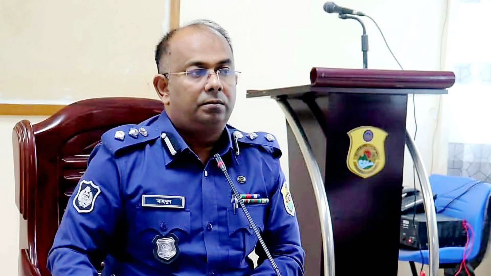 অতিরিক্ত ডিআইজি আপেল মাহমুদ সাময়িক বরখাস্ত