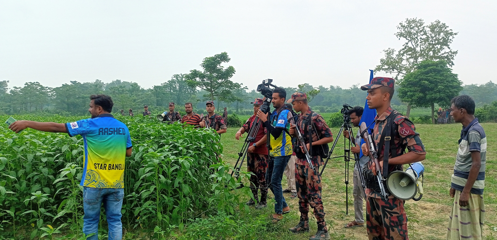 সীমান্তে পুশ ইন ও মানব পাচার চক্রের সক্রিয়তা: কুষ্টিয়া, মেহেরপুর ও নওগাঁয় বিজিবির কঠোর প্রতিরোধ