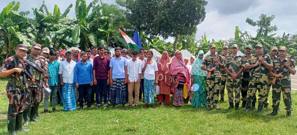 মেহেরপুর সীমান্তে ৩৯ জনকে বিজিবির কাছে হস্তান্তর বিএসএফের