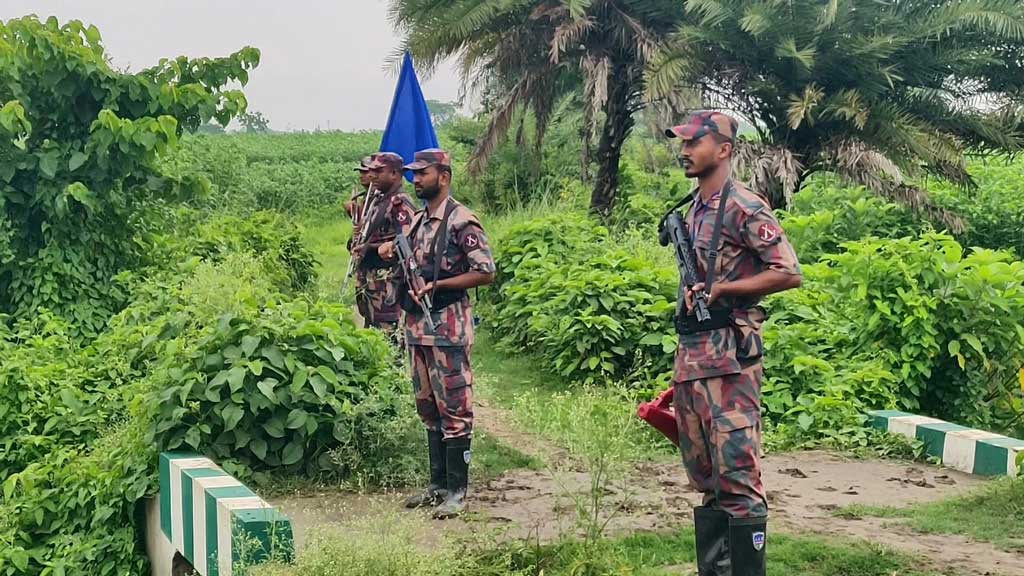 মেহেরপুর সীমান্ত দিয়ে ৪ জনকে পুশ ইনের চেষ্টা, বিজিবির কঠোর অবস্থানে ব্যর্থ