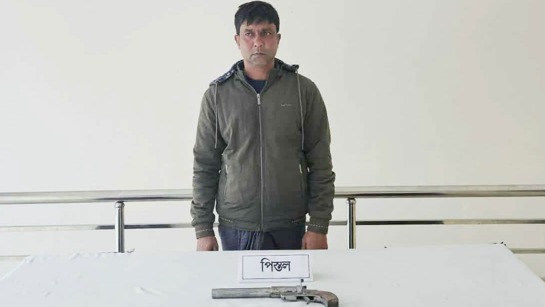 গাংনীতে অস্ত্রসহ যুবদল নেতা গ্রেপ্তার