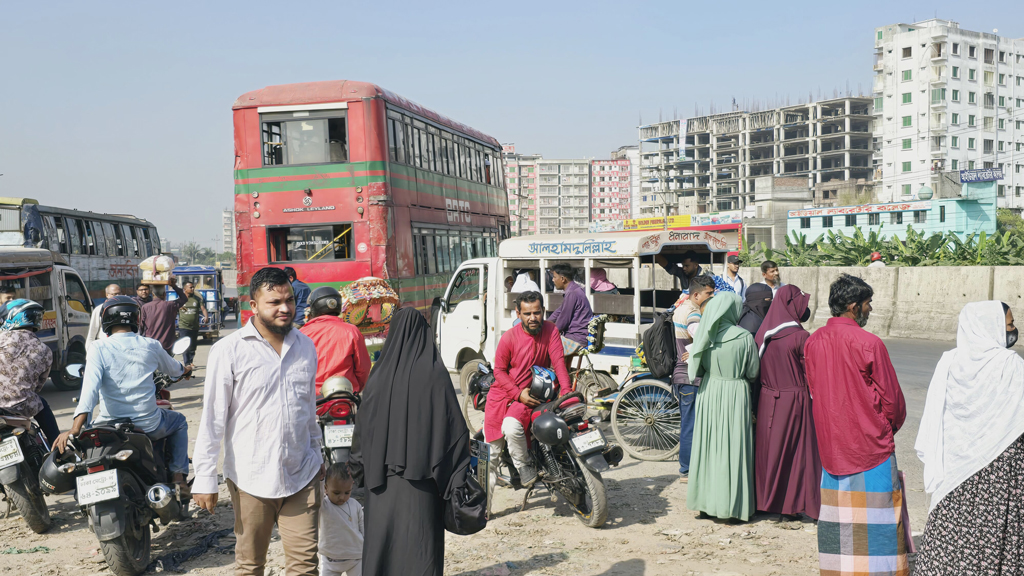 ঢাকা-চট্টগ্রাম মহাসড়কে নিরাপত্তা জোরদার, যান চলাচল স্বাভাবিক