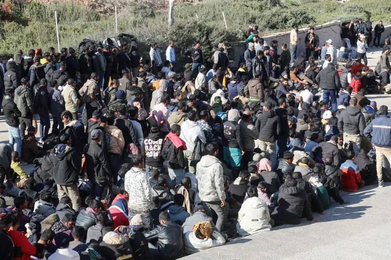 গ্রিস উপকূলে মাছধরা নৌকা থেকে বাংলাদেশিসহ ৫৪০ অভিবাসী উদ্ধার