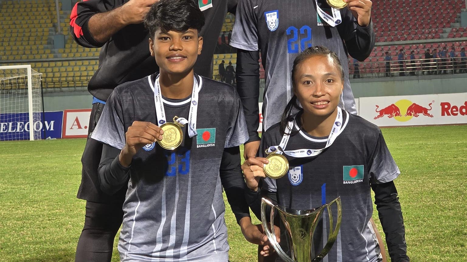থাইল্যান্ডে যাওয়ার আগে ধাক্কা, ভিসা পাননি দুই ফুটবলার