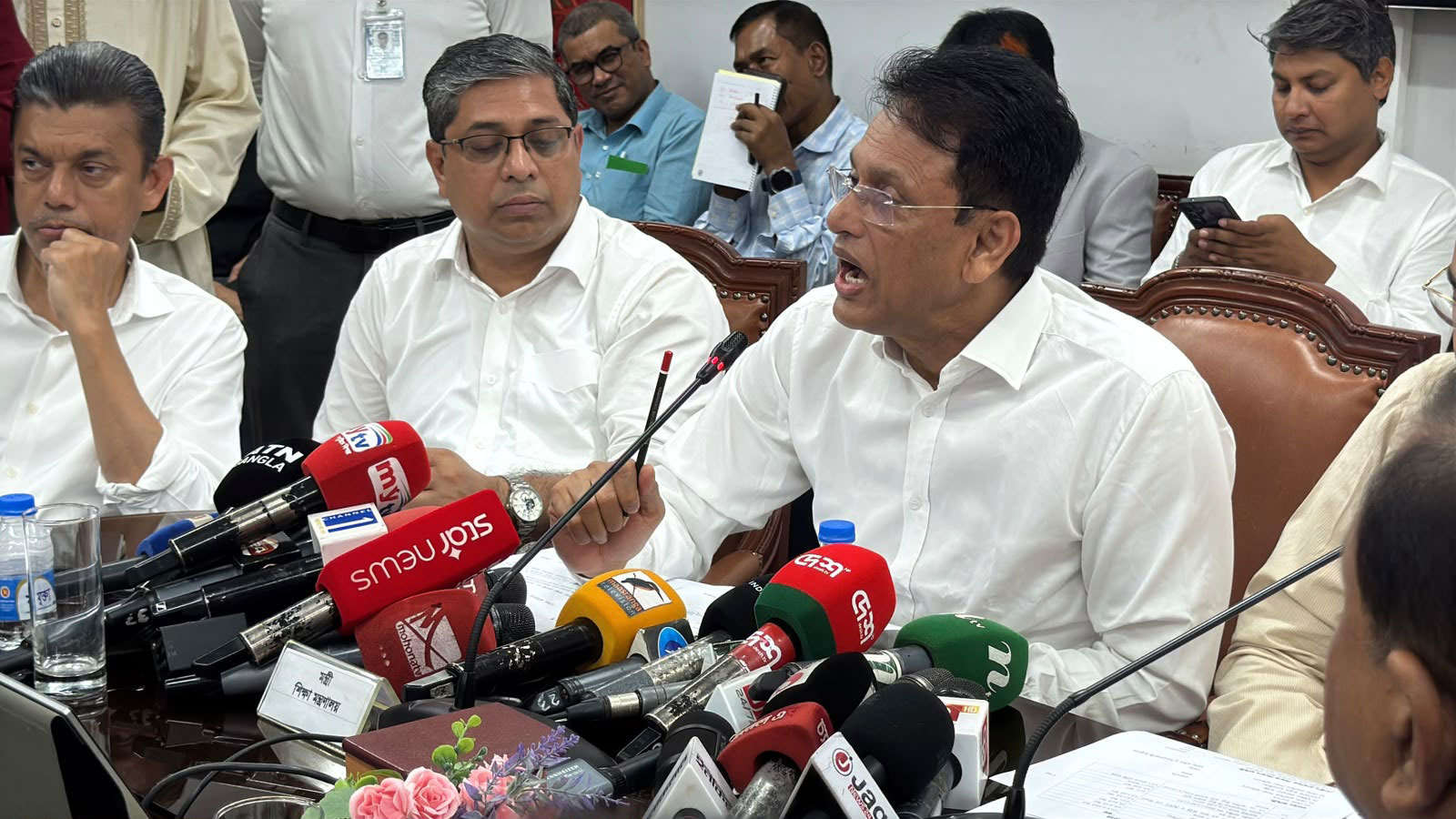 প্রাথমিকের শিক্ষক নিয়োগে ৮১৭ জনের যাচাই-বাছাই বাকি: শিক্ষামন্ত্রী