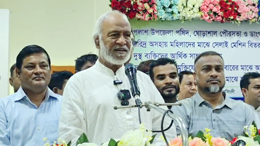 একটি গোষ্ঠী ফেসবুক-সংবাদপত্রের স্বাধীনতার সুযোগে মিথ্যাচার চালাচ্ছে: মঈন খান