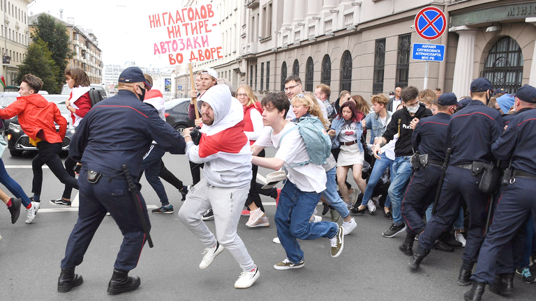 বেলারুশে সরকারবিরোধী আন্দোলন সাজানোর প্রস্তুতি নিচ্ছে পশ্চিমারা: রুশ গোয়েন্দা সংস্থা