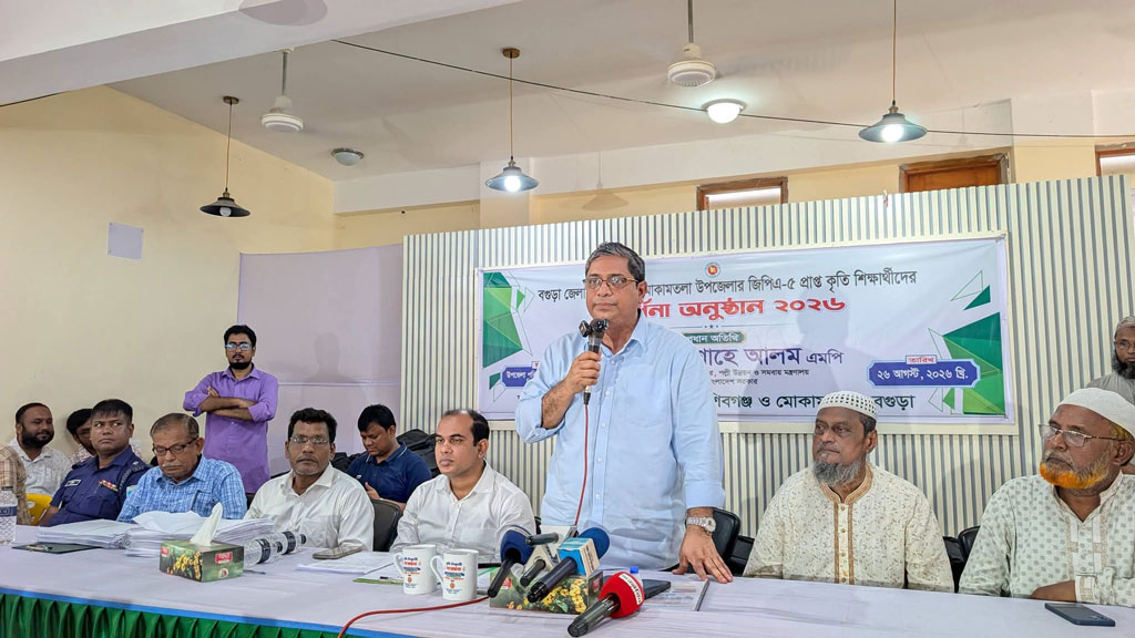 দেশে সারের সংকট নেই, লাইসেন্সও বাতিল হচ্ছে না কোন ডিলারের: স্থানীয় সরকার প্রতিমন্ত্রী