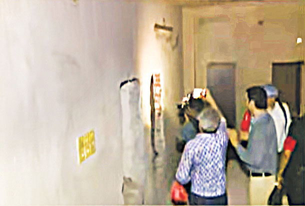 ট্রাইব্যুনালের পরিদর্শন: টিএফআই সেলে সংকীর্ণ ৭টিসহ ২৯টি কক্ষ